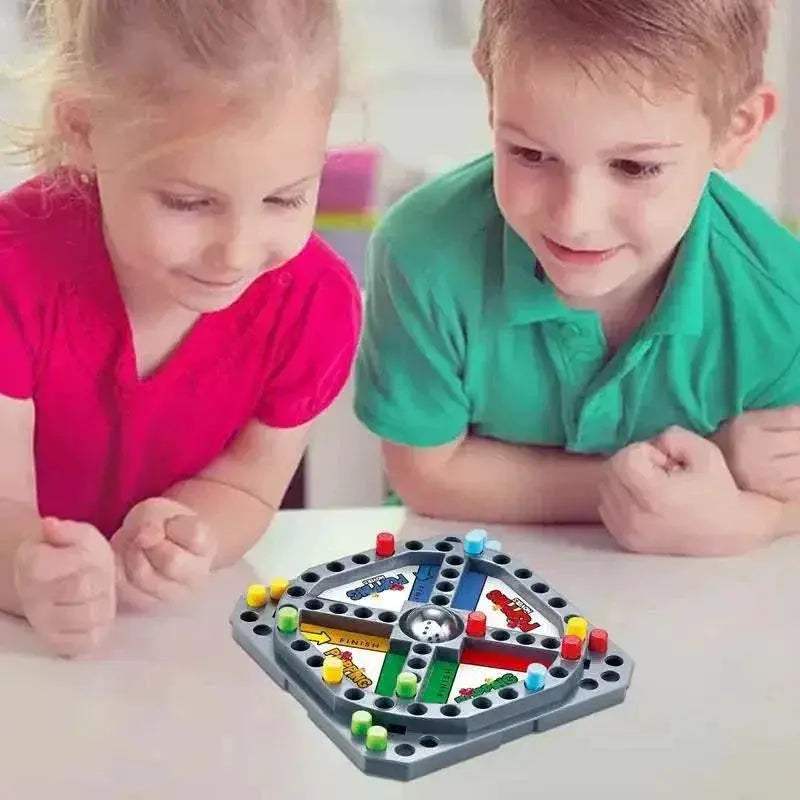  Portable Flying Chess Strategy Game - Fun for Family Travel & Play! -  ToylandEU™