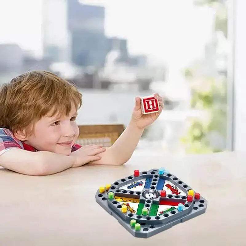  Portable Flying Chess Strategy Game - Fun for Family Travel & Play! -  ToylandEU™
