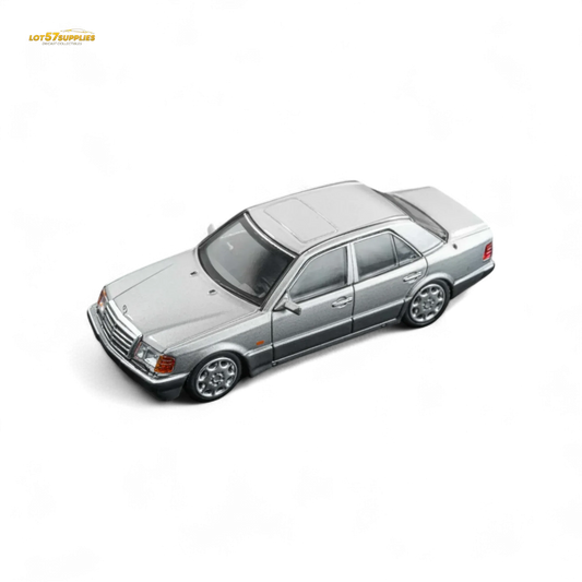 (Pre-Order) DCM 1/64 Benz 500E - Titanium Gray Silver 1/64 - ToylandEU