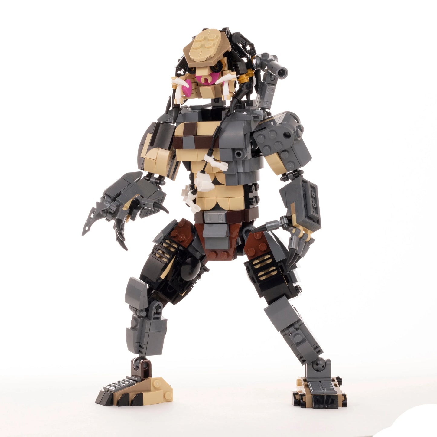 Predator LEGO MOC Figure With Poseable Limbs And Helmet Swap - ToylandEU