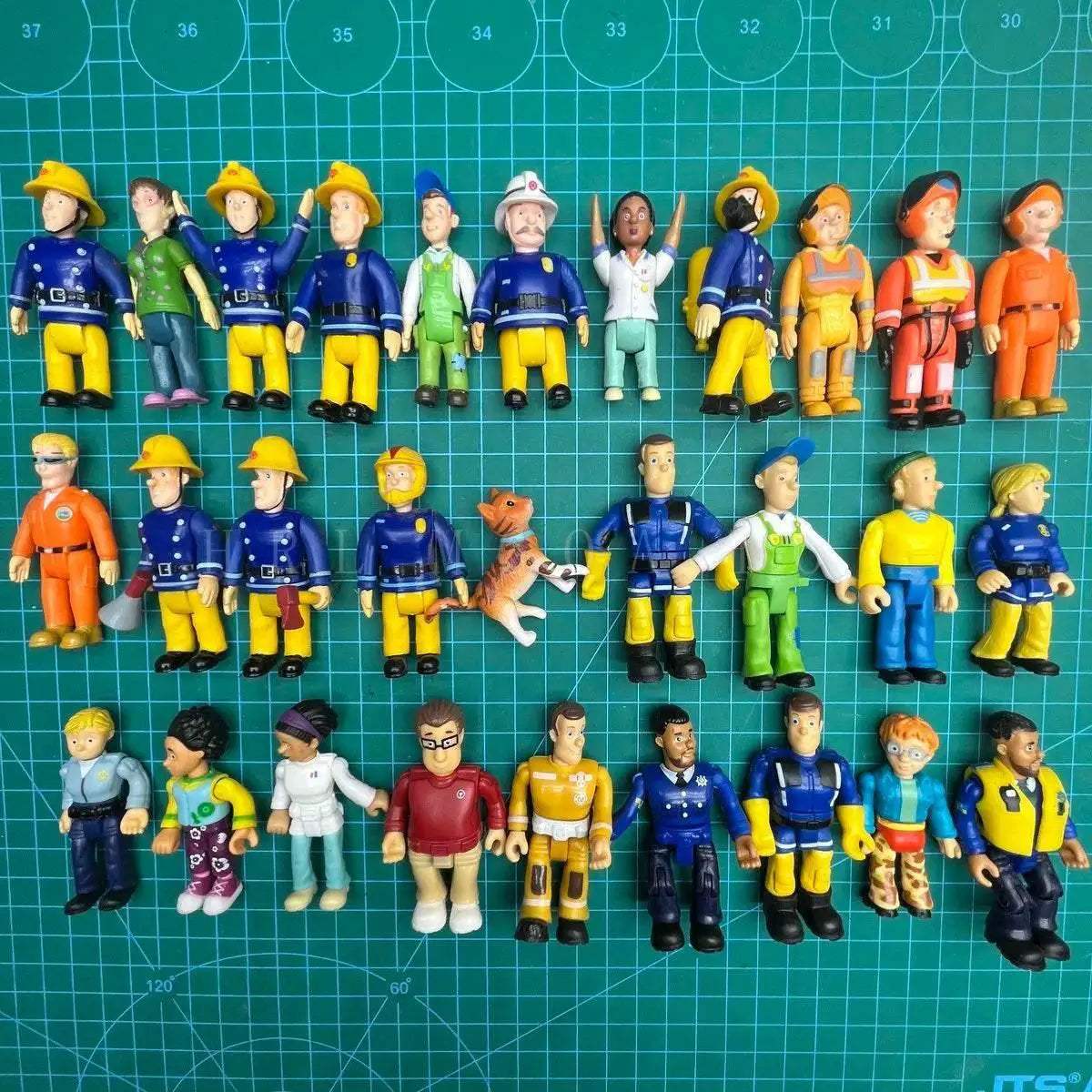 Premium Action Figure Posable Model 1To100 Toyland EU -  ToylandEU™