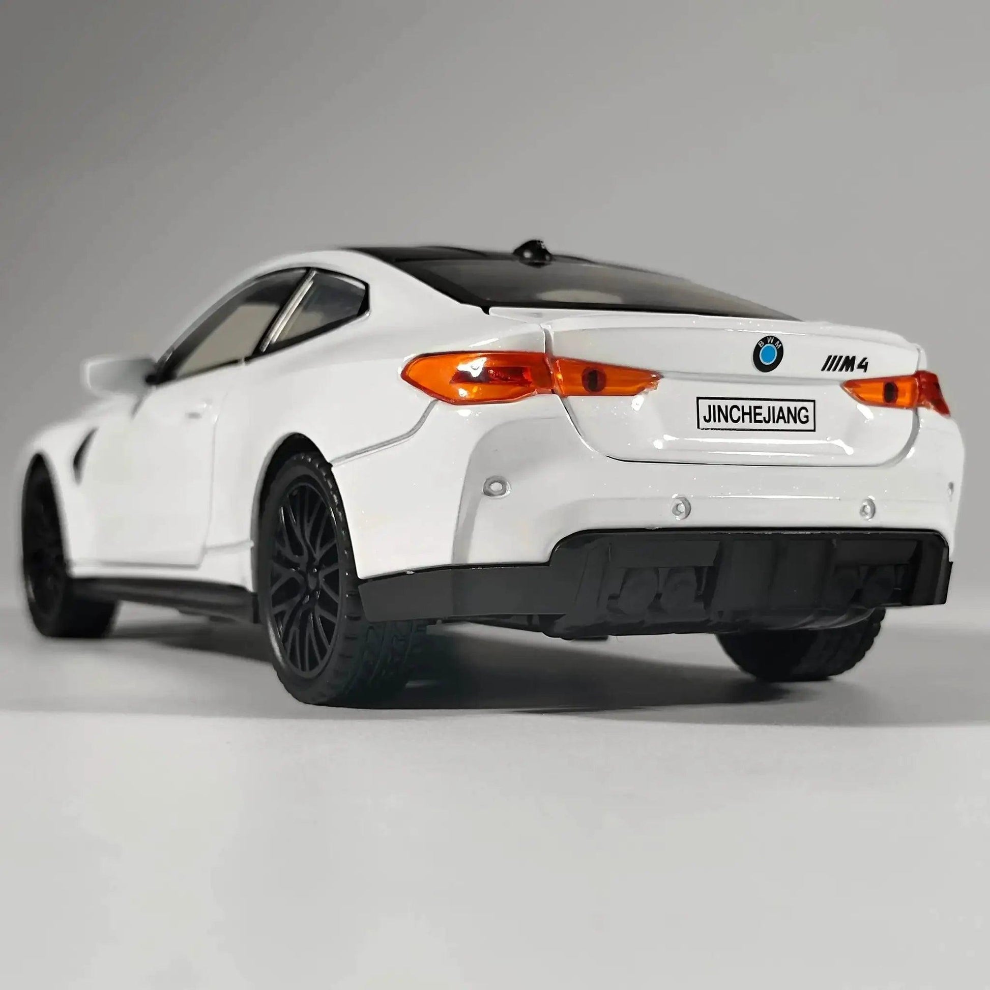  Premium BMW M4 1 32 Scale Diecast Model Car Toyland EU -  ToylandEU™