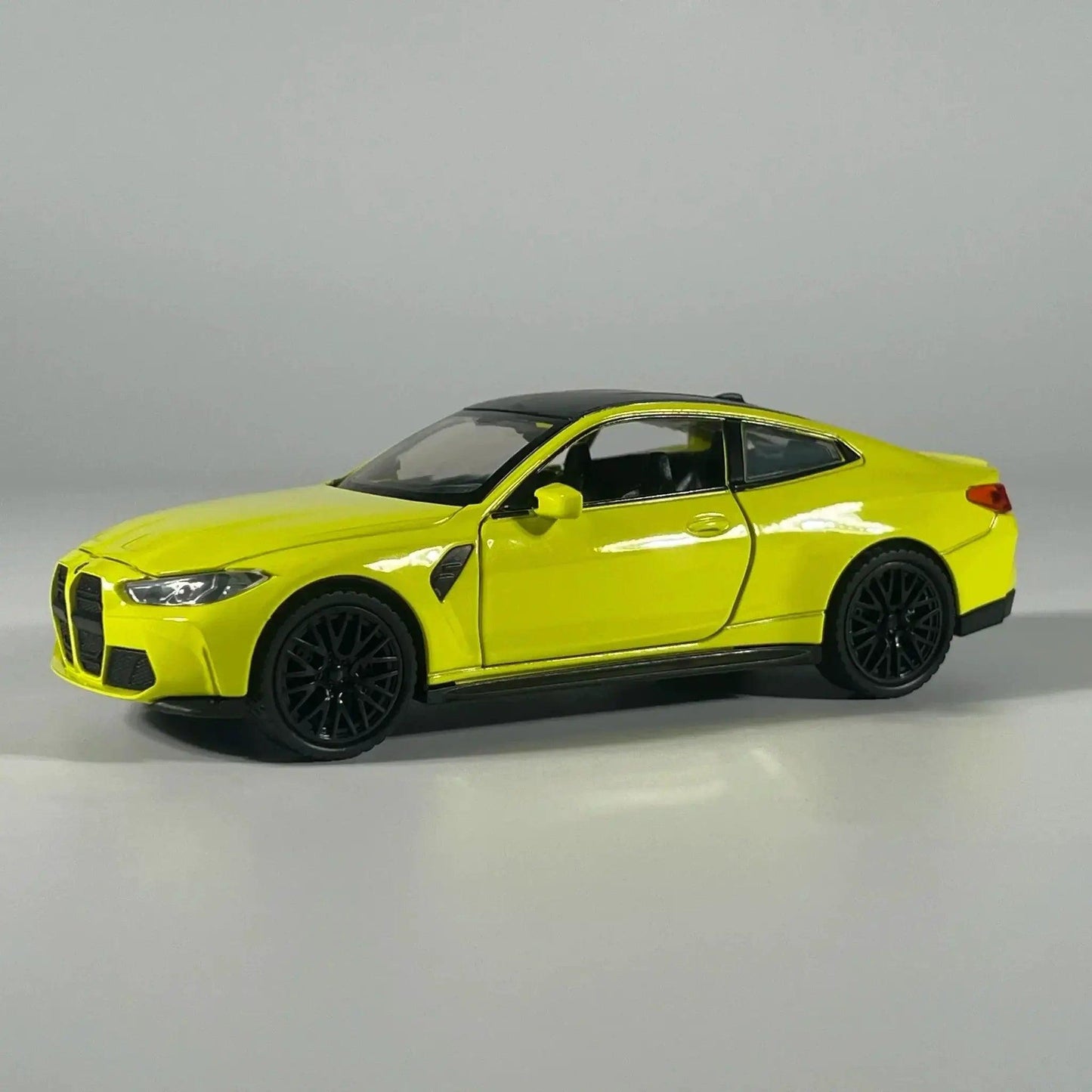  Premium BMW M4 1 32 Scale Diecast Model Car Toyland EU -  ToylandEU™