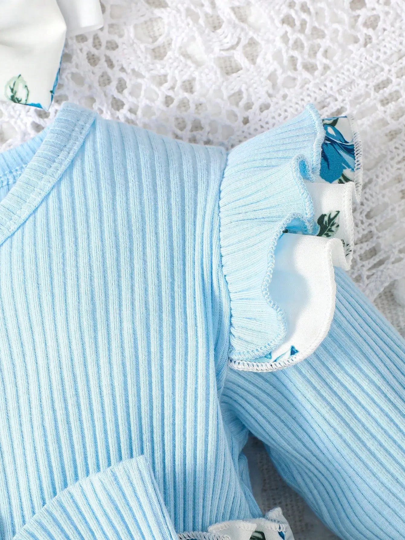 Premium Baby Dress Set With Floral Print Long Sleeves And Big Bow Headband For Girls 0 To 1 Year - ToylandEU