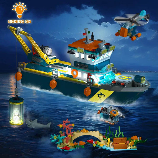 Premium Boat Building Set With LED Arctic Explorer For Kids - ToylandEU