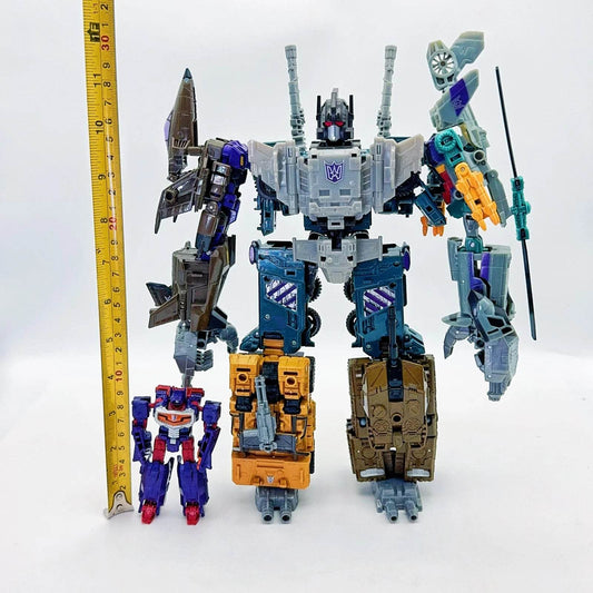 Premium Bruticus Transformer Figure 6 In 1 For Collectors - ToylandEU