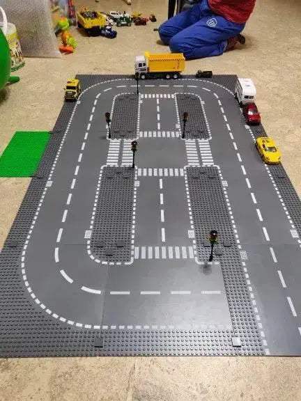  Premium City Road Baseplate 32x32 Crossroad Toyland EU -  ToylandEU™