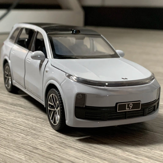 Premium Diecast Alloy One To Thirty Two Scale Li Auto L9 SUV Model Car For Collectors And Auto Enthusiasts - ToylandEU