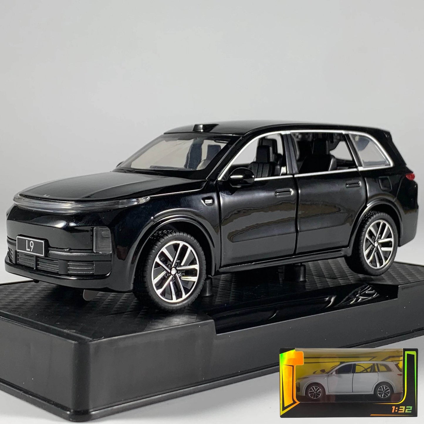Premium Diecast Alloy One To Thirty Two Scale Li Auto L9 SUV Model Car For Collectors And Auto Enthusiasts - ToylandEU