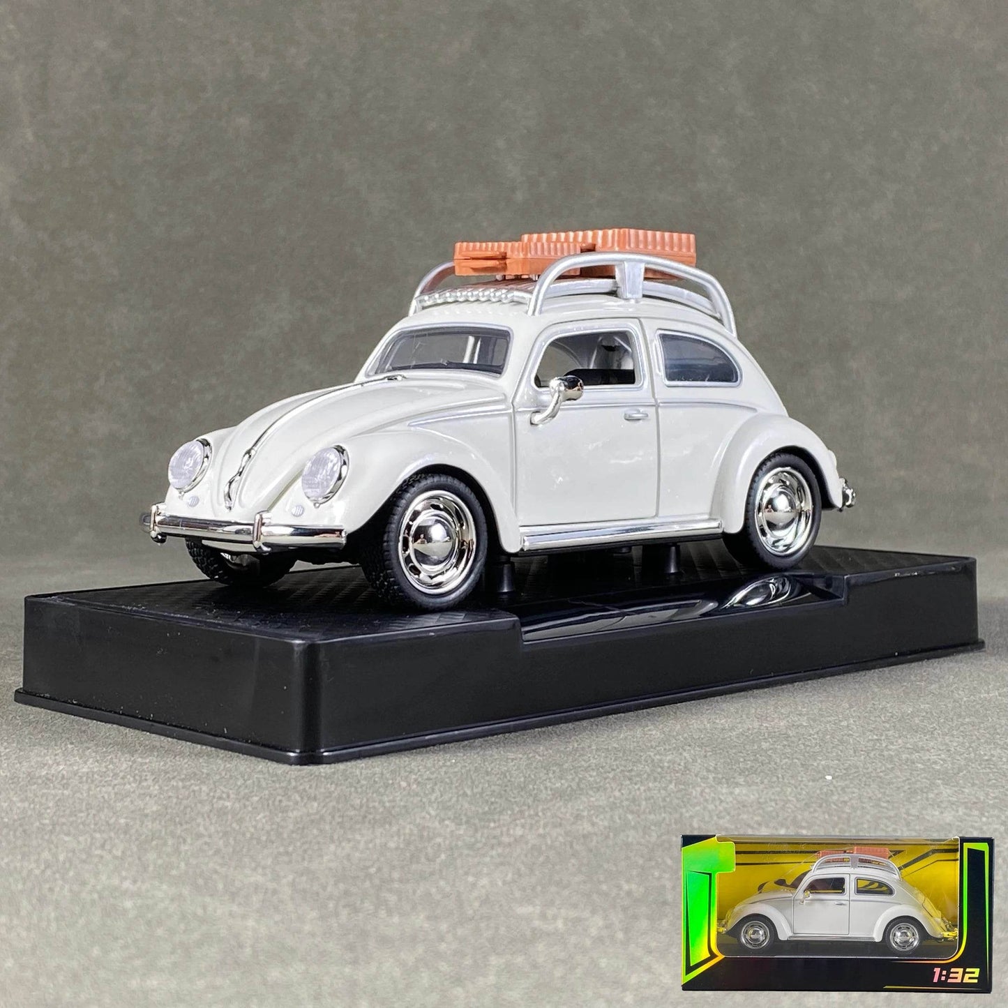 Premium Diecast Beetle 1To32 Travel Version For Collectors - ToylandEU