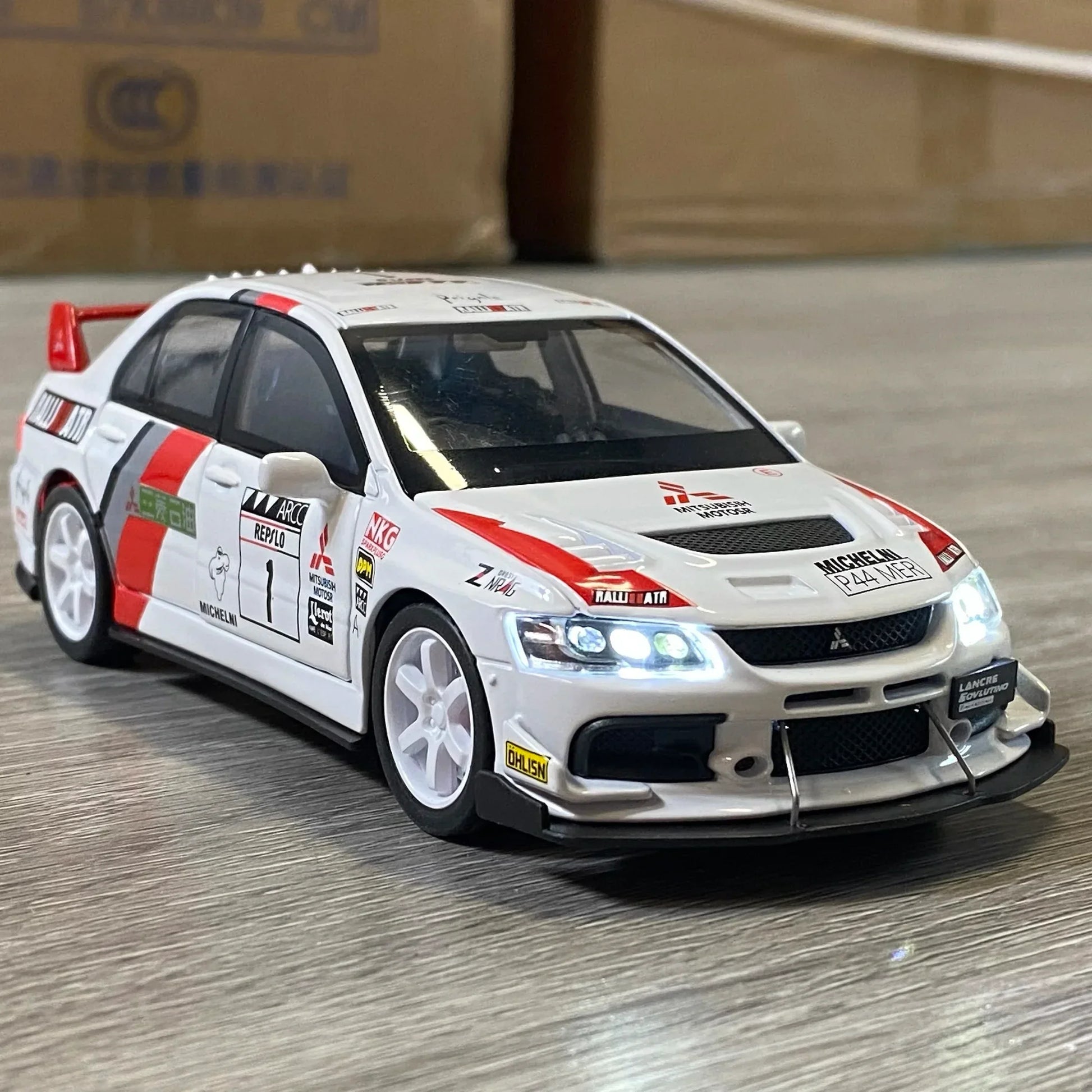 Premium Diecast Car 1:32 Mitsubishi Lancer Evolution EVO Petro Version For Fans - ToylandEU