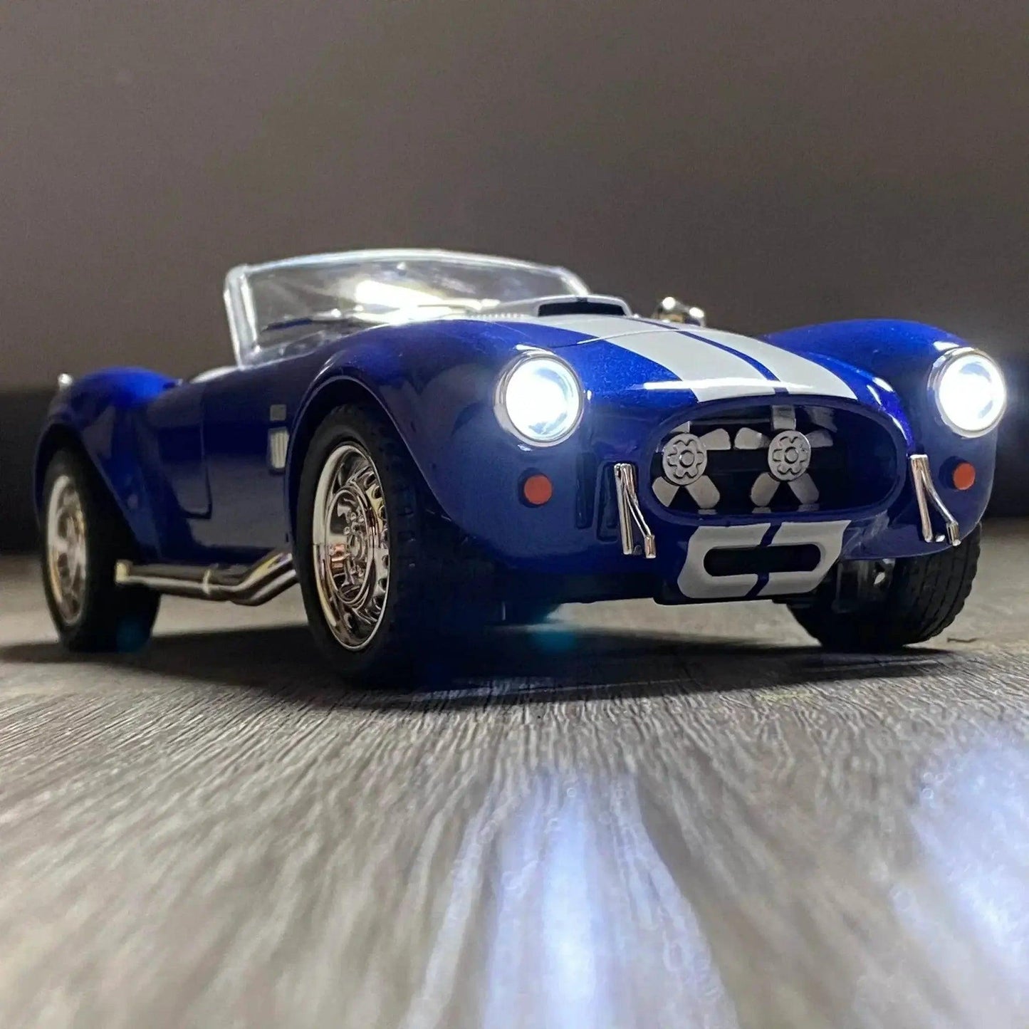  Premium Diecast Car Alloy Model 1 22 Scale Toyland EU -  ToylandEU™