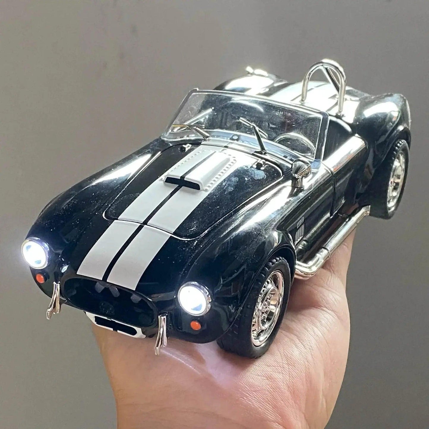  Premium Diecast Car Alloy Model 1 22 Scale Toyland EU -  ToylandEU™