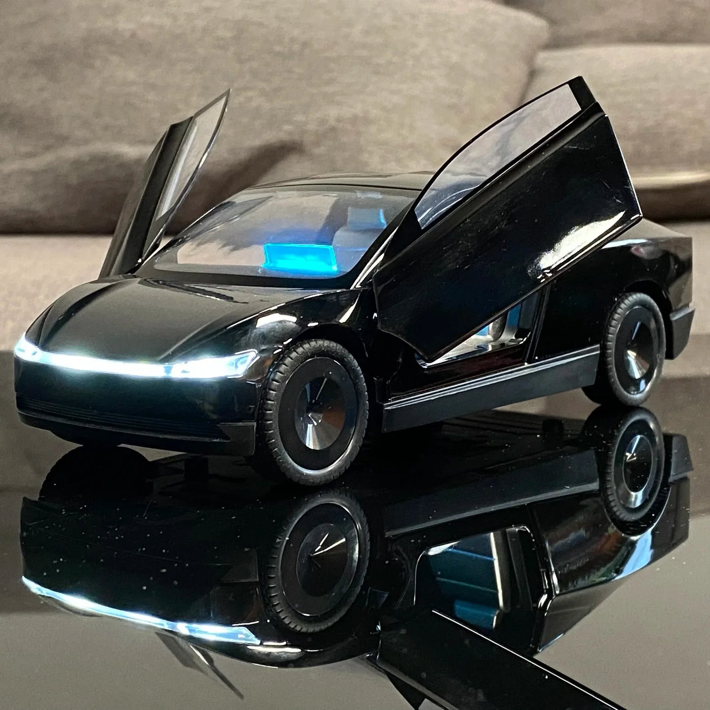 Premium Diecast Car Alloy Robotaxi Cybercab 1:24 With Sound And Light For Boys - ToylandEU