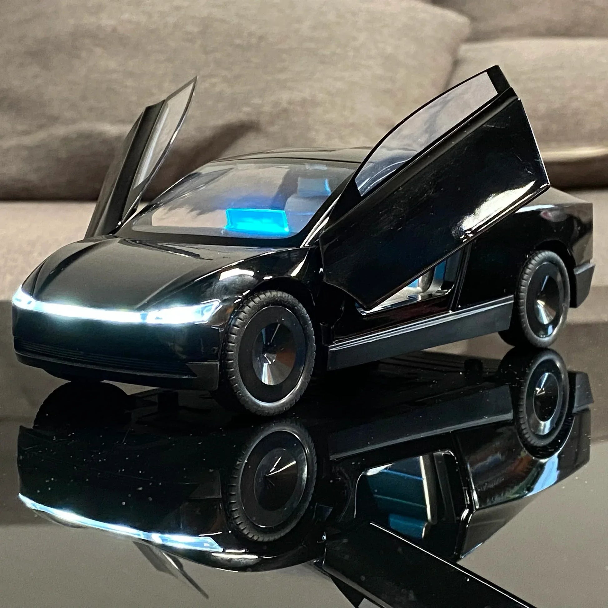 Premium Diecast Car Alloy Robotaxi Cybercab 1:24 With Sound And Light For Boys - ToylandEU