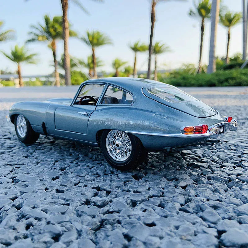 Premium Diecast Car Model Alloy Jaguar E Type Coupe 1 18 Scale For Collectors Gift - ToylandEU