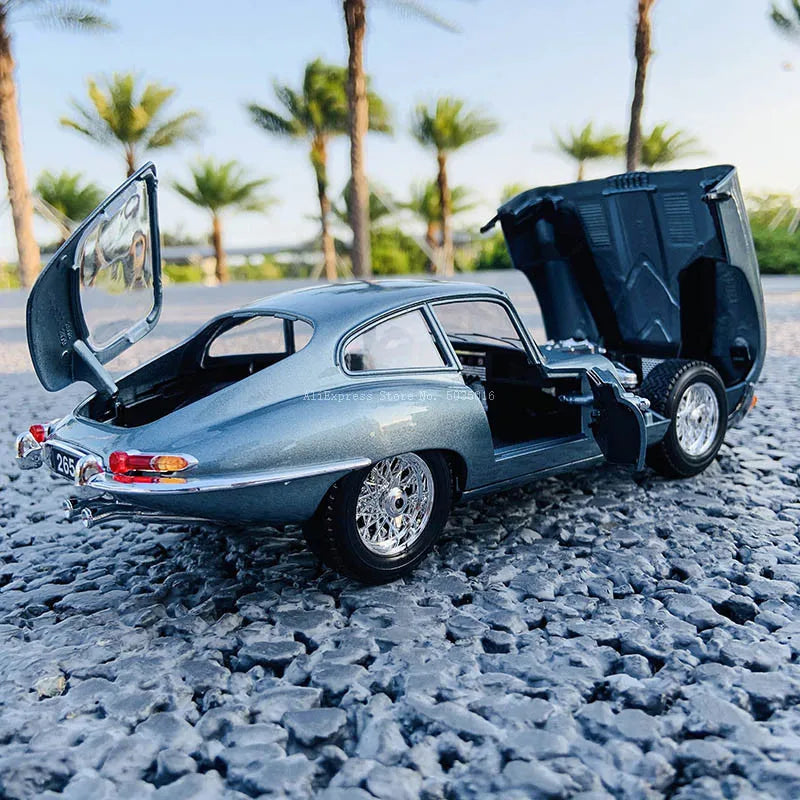 Premium Diecast Car Model Alloy Jaguar E Type Coupe 1 18 Scale For Collectors Gift - ToylandEU