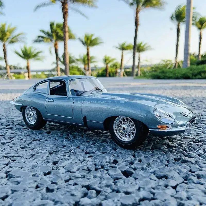  Premium Diecast Jaguar E Type Coupe 1 18 Toyland EU -  ToylandEU™