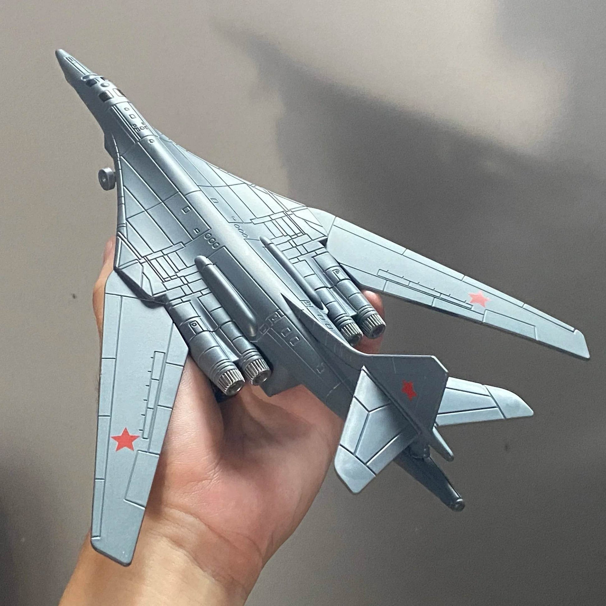 Premium Diecast Model Aircraft 1:200 Tu-160 Blackjack White Swan Alloy Metal Finish For Collectors - ToylandEU