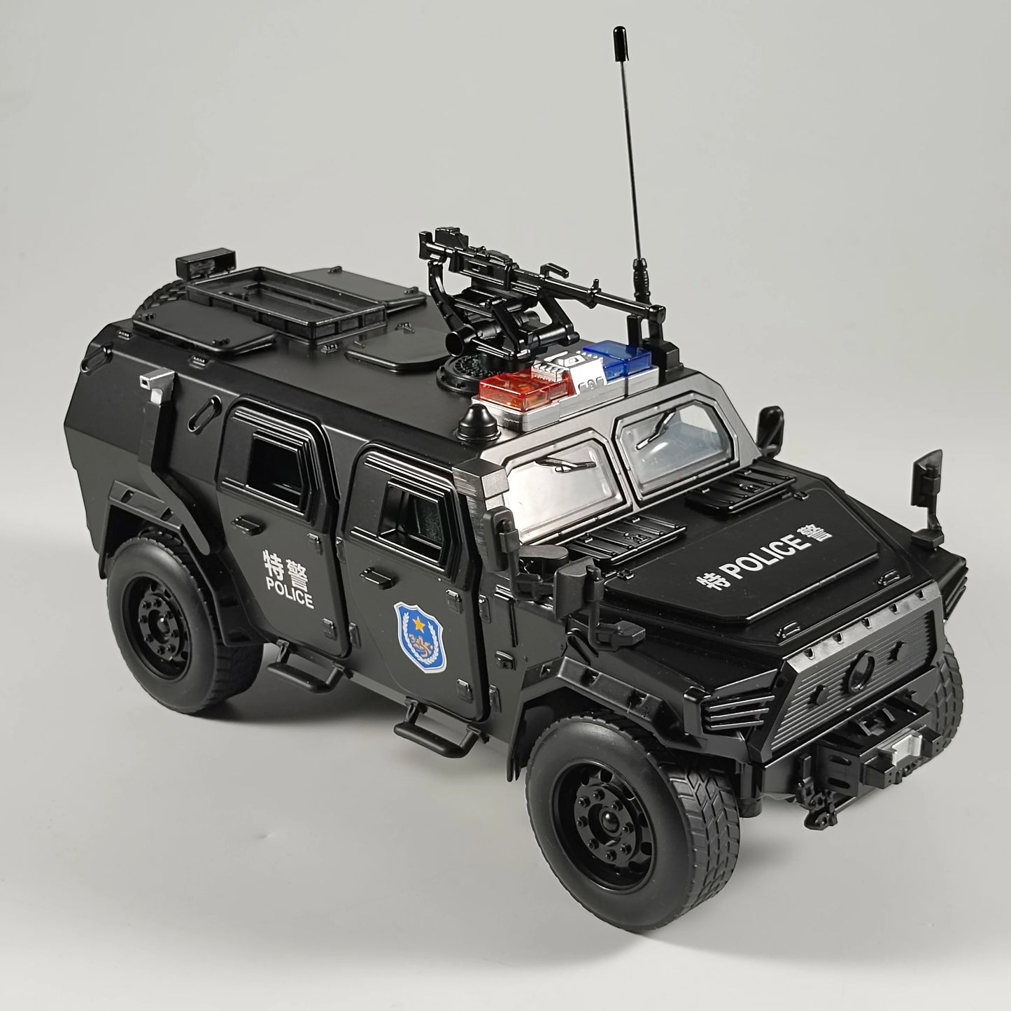 Premium Diecast Model Alloy Off Road Dongfeng M Terra Armored Swat Vehicle Sound Lights Gift For Boys - ToylandEU