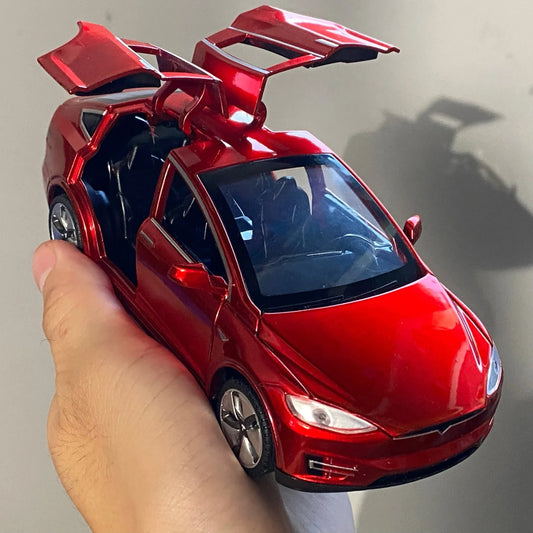 Premium Diecast Model Car 1 32 Scale Alloy SUV Sound And Light Valentines Gift - ToylandEU