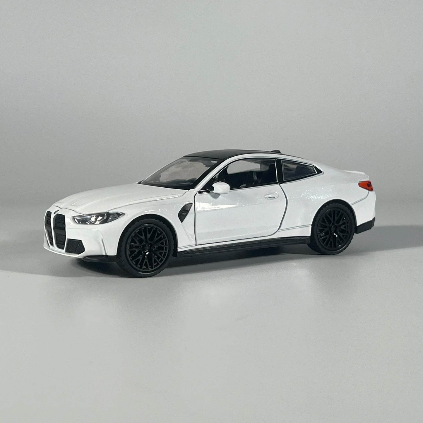Premium Diecast Model Car 1 32 Scale BMW M4 Coupe With Sound And Light Pull Back For Collectors - ToylandEU