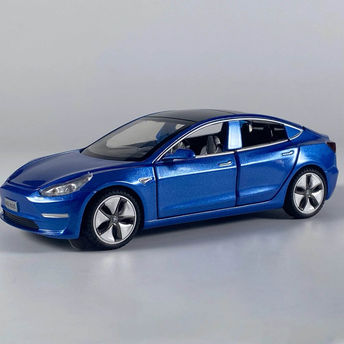 Premium Diecast Model Car 1 To 32 Scale High Fidelity New Energy Electric Vehicle Ornament Gift For Collectors - ToylandEU