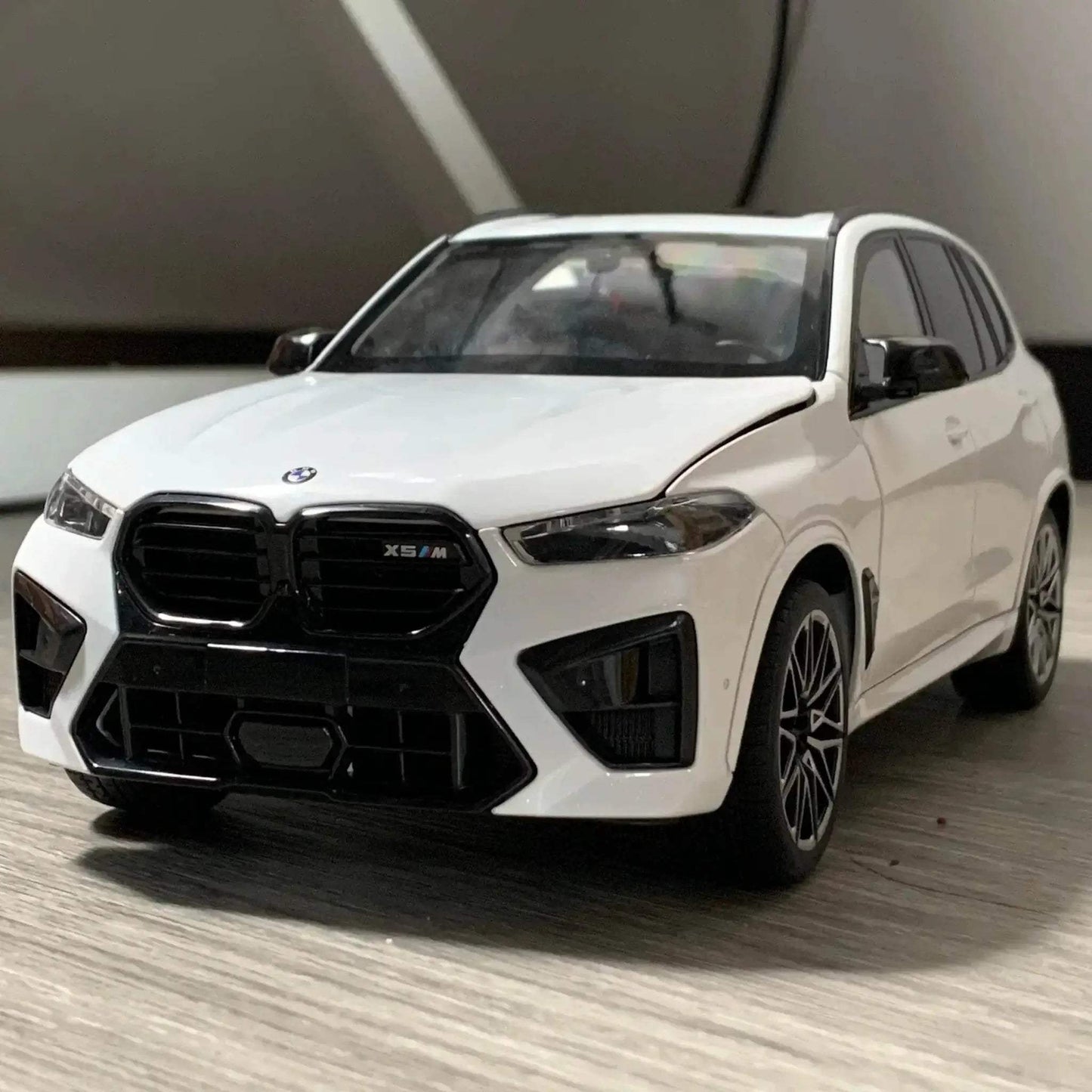  Premium Diecast Model Car 1To18 Scale Toyland EU -  ToylandEU™
