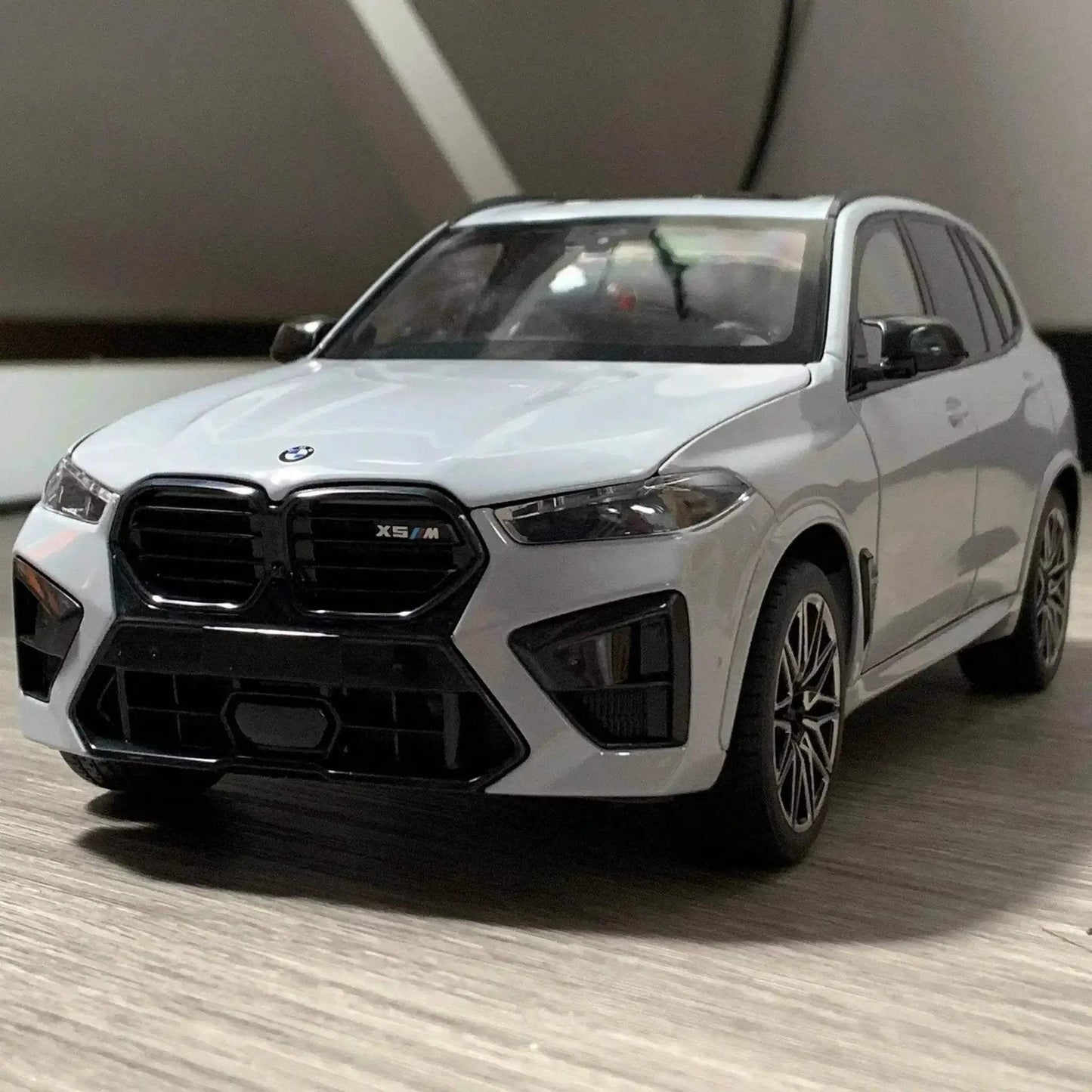  Premium Diecast Model Car 1To18 Scale Toyland EU -  ToylandEU™