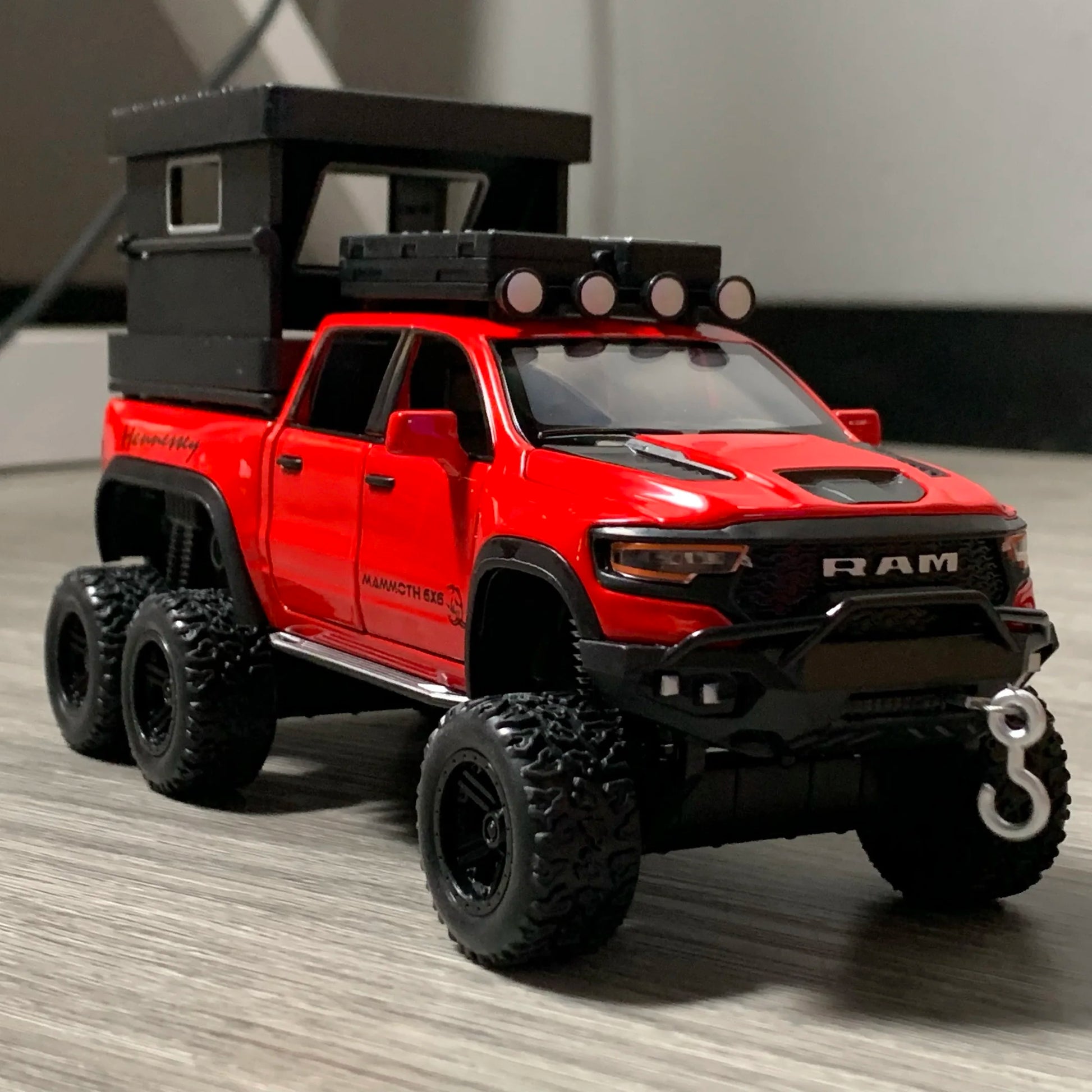 Premium Diecast Model Car Alloy Construction Dodge Tyrannosaurus RAM TRX Off Road SUV Scale 1 To 32 For Collectors Gift - ToylandEU
