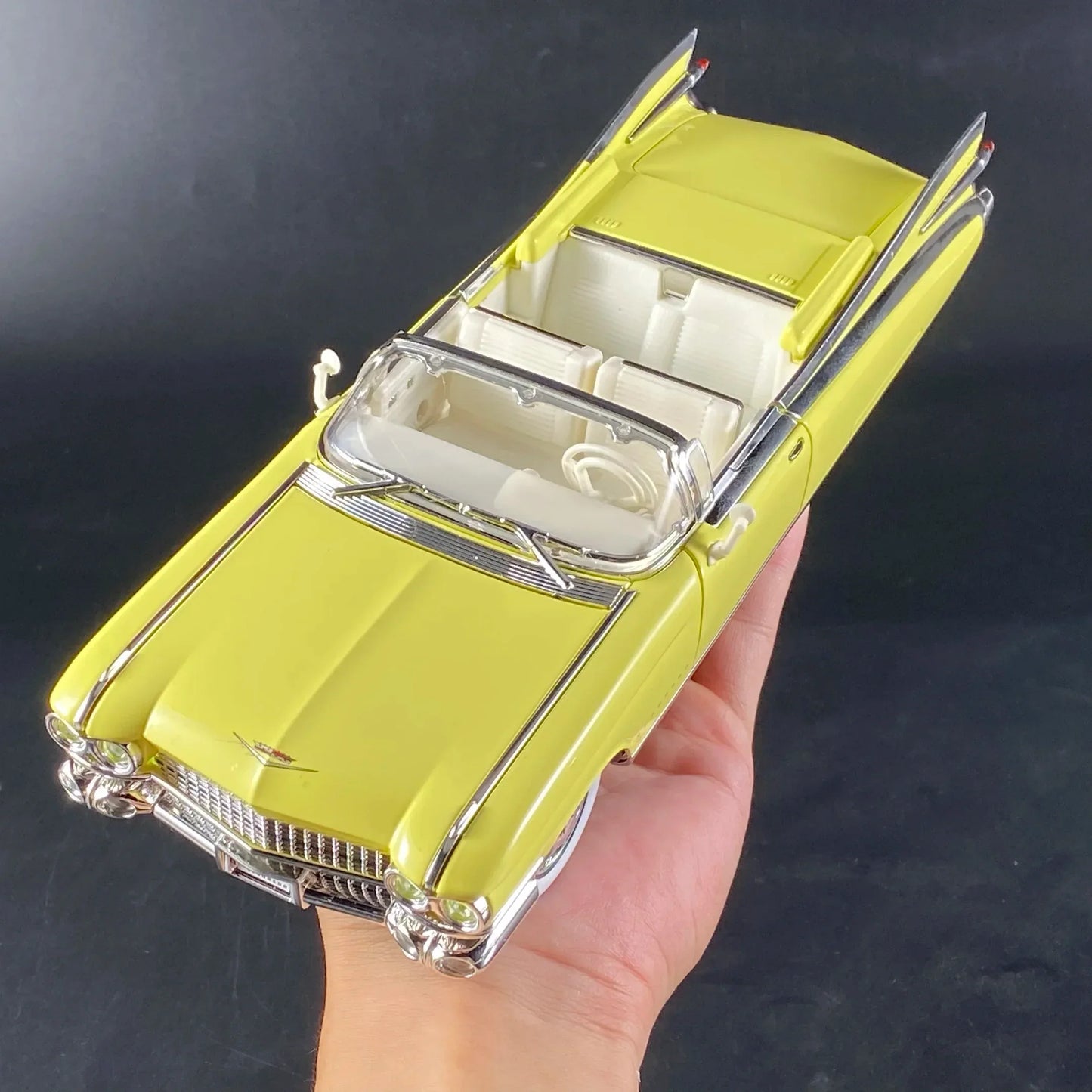 Premium Diecast Model Car Cadillac Eldorado 1959 Sound And Light For Collectors - ToylandEU