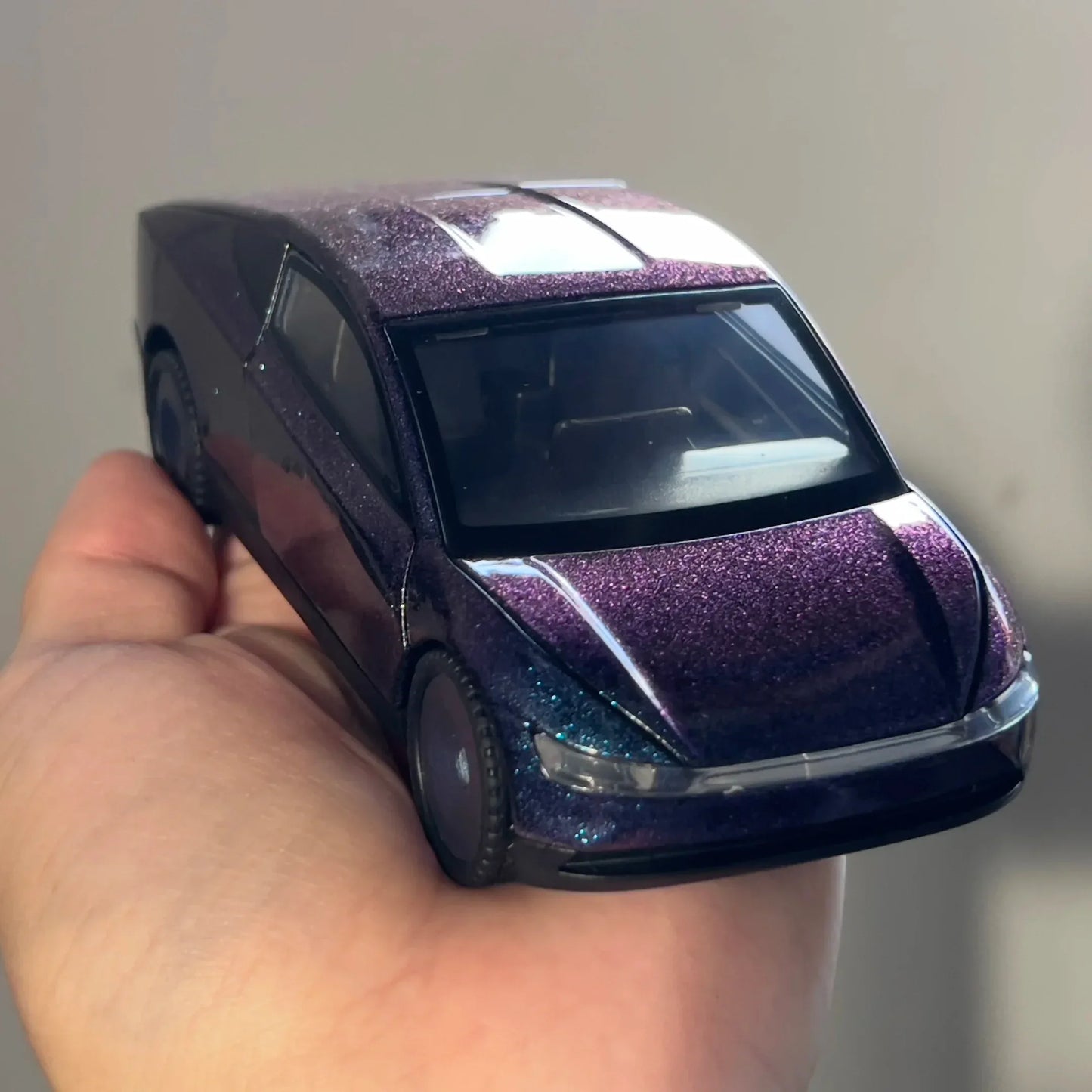 Premium Diecast Model Car Robotaxi Driverless With Sound And Light For Kids - ToylandEU