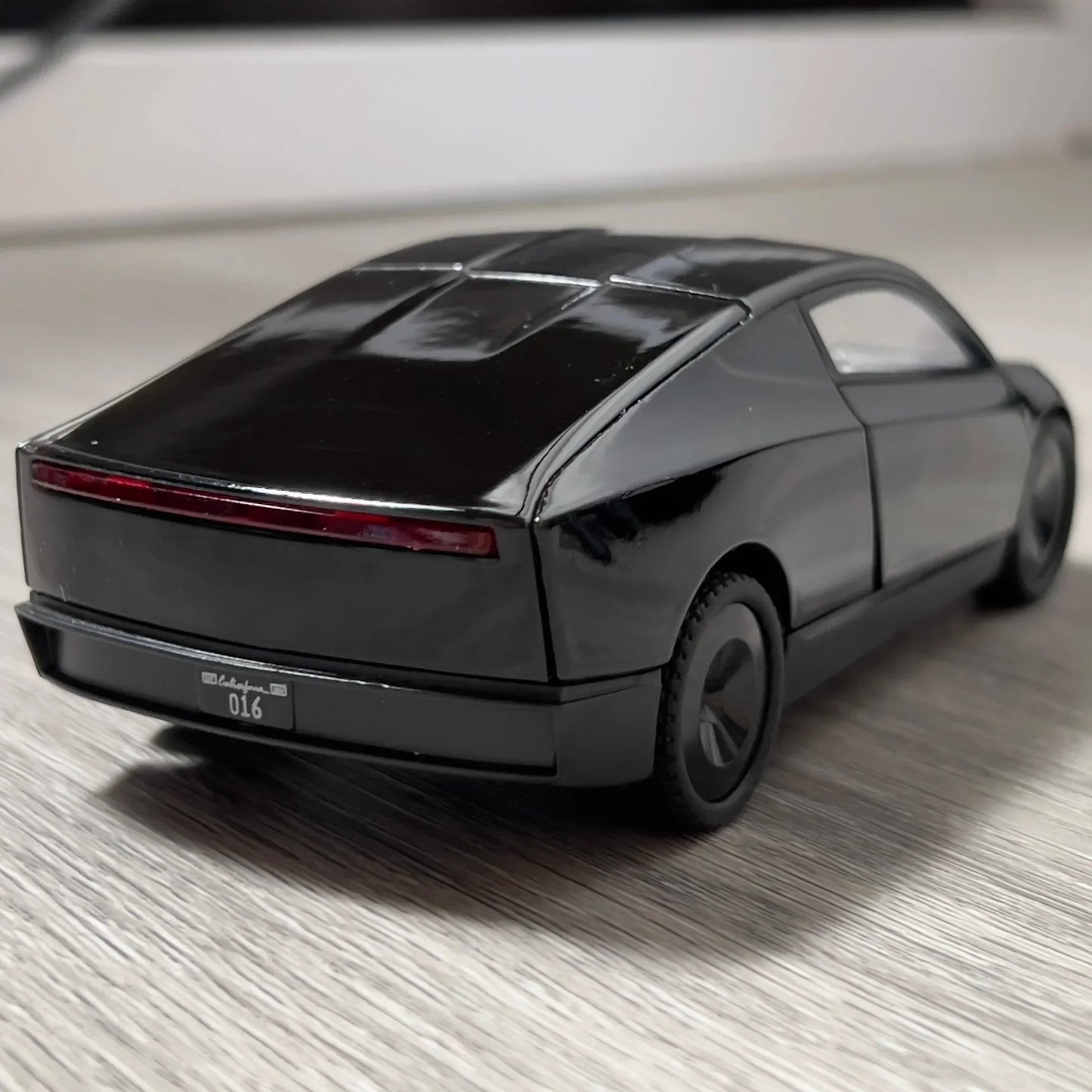 Premium Diecast Model Car Robotaxi Driverless With Sound And Light For Kids - ToylandEU