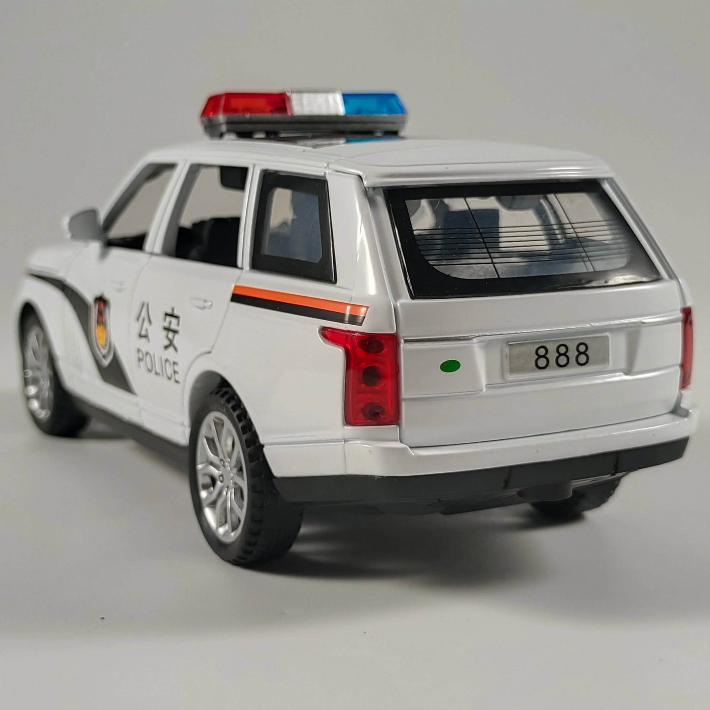 Premium Diecast Maisto Police SUV Model Scale 1 To 32 Alloy Miniature Car For Collectors And Gift For Boyfriend - ToylandEU