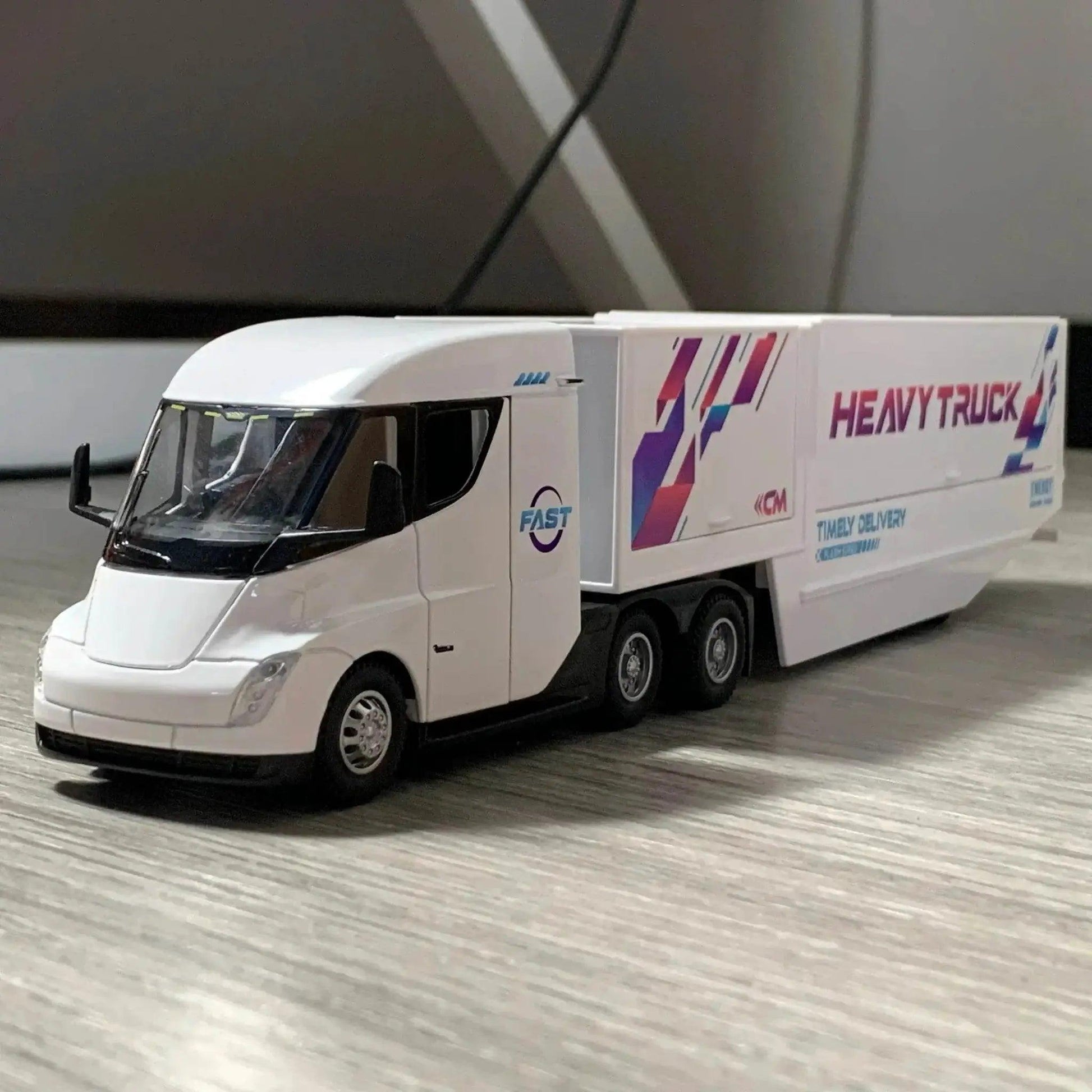  Premium Diecast Truck Model 32 High Detail Toyland EU -  ToylandEU™
