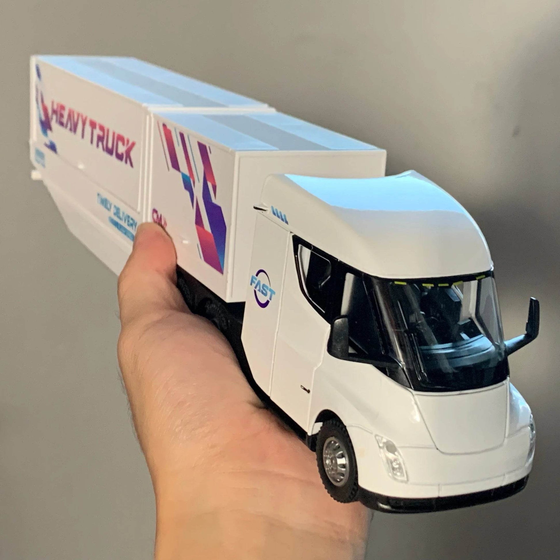 Premium Diecast Truck Model Scale One Thirty Two High Detail For Collectors And Home Decor Enthusiasts - ToylandEU