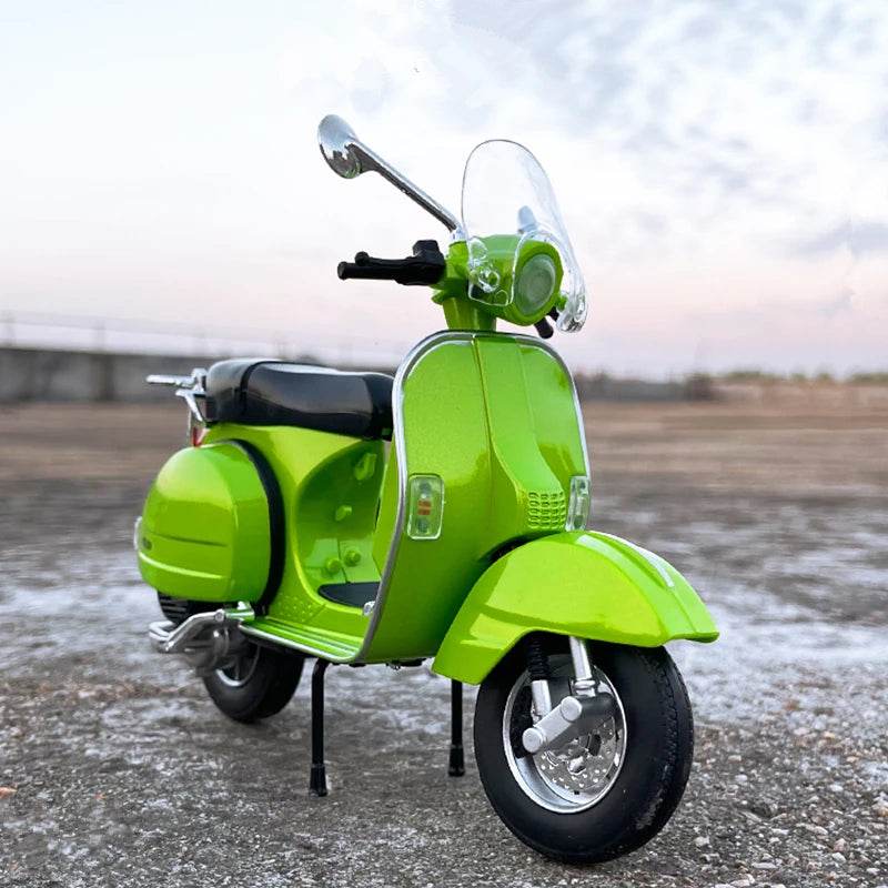 Premium Diecast Vespa 1 To 10 Scale Motorcycle Collectors - ToylandEU