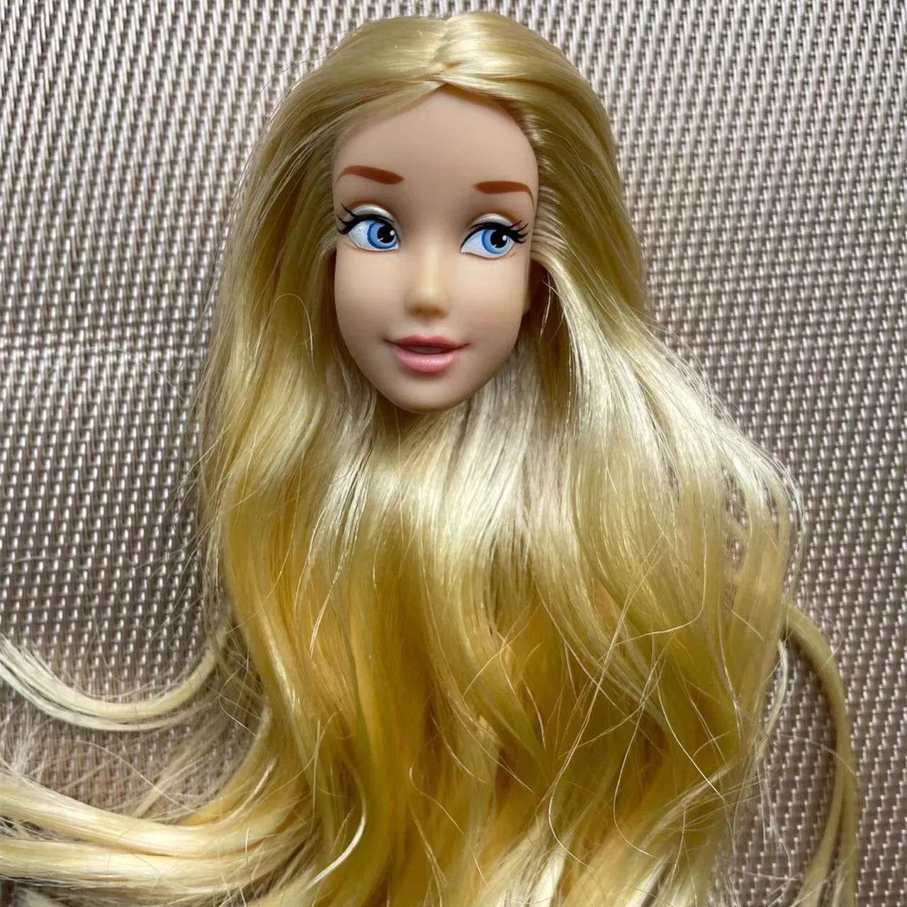 Premium Doll Heads With Long Colorful Hair For Girls - ToylandEU
