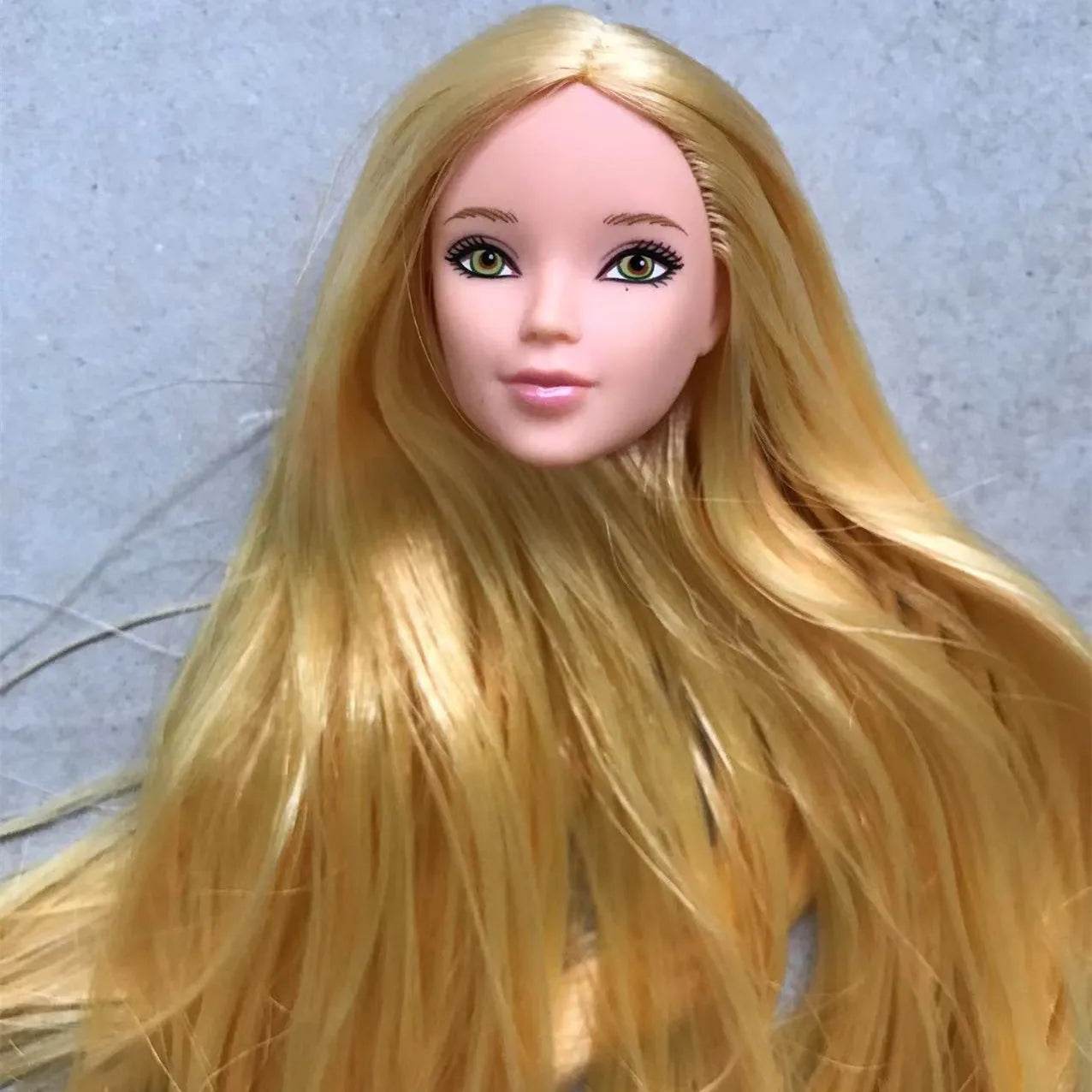 Premium Doll Heads With Long Colorful Hair For Girls - ToylandEU