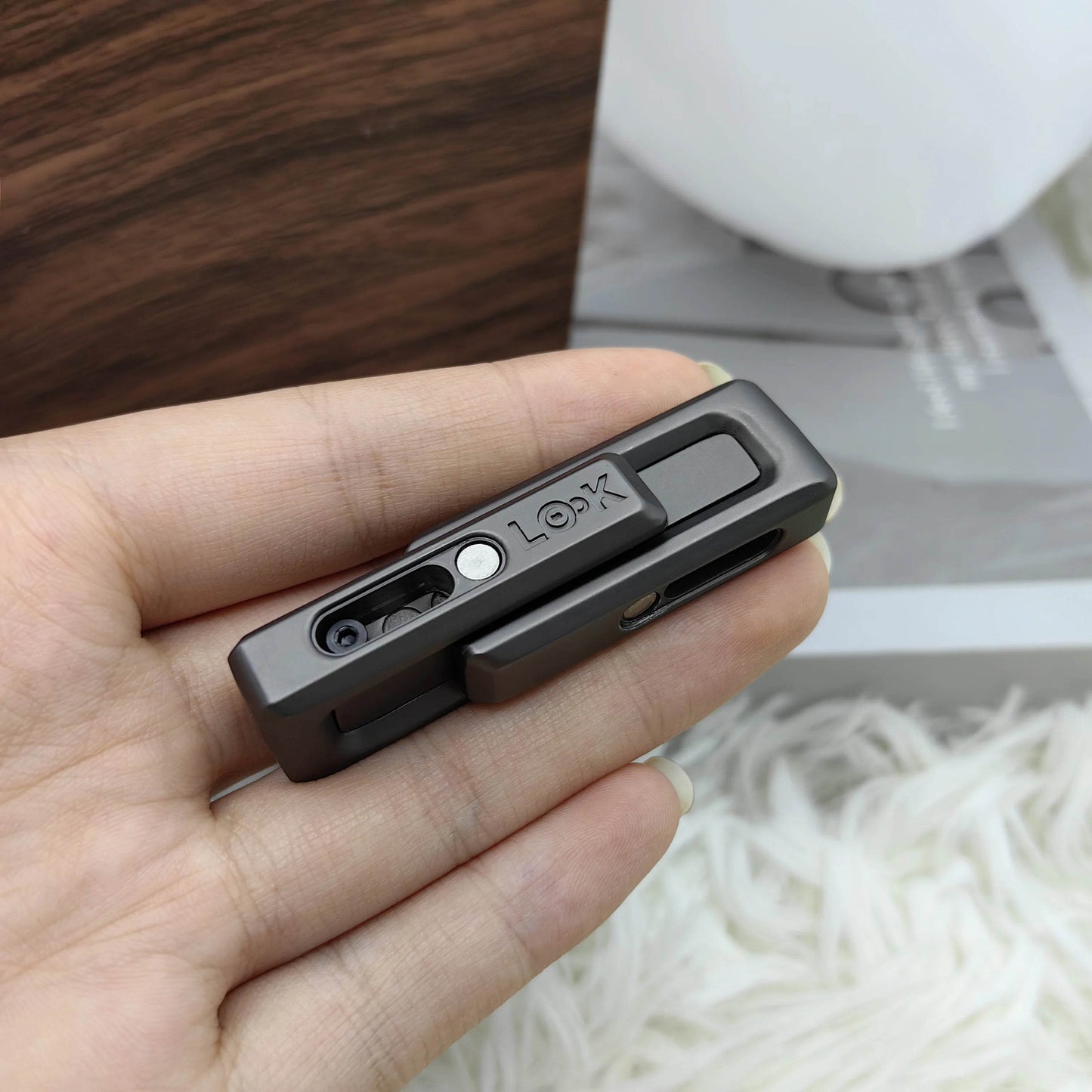 Premium Fidget Coin Magnetic Double Push For Adults - ToylandEU