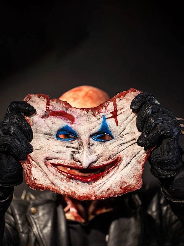 Premium Horror Mask Red Creepy Smile White Lady Cosplay - ToylandEU