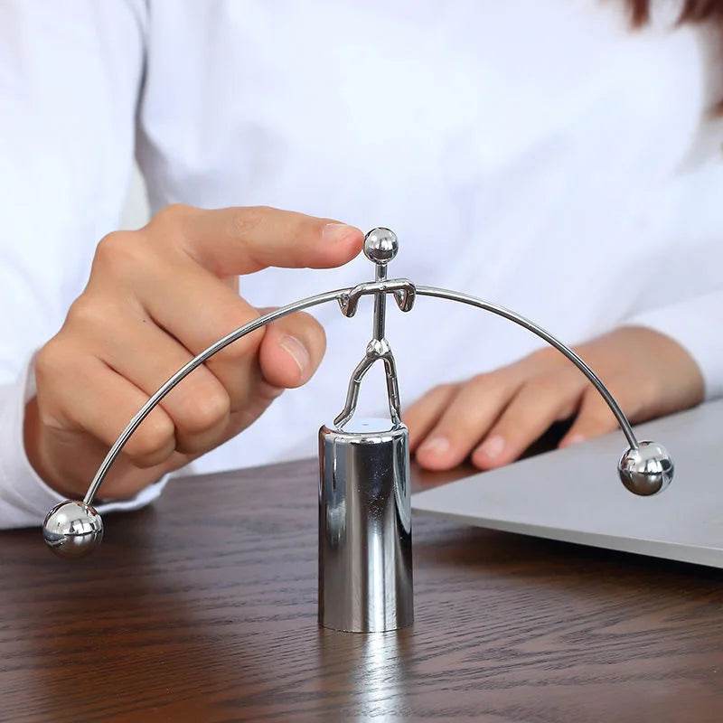 Premium Kinetic Art Desk Toy Weightlifter For Home Office - ToylandEU