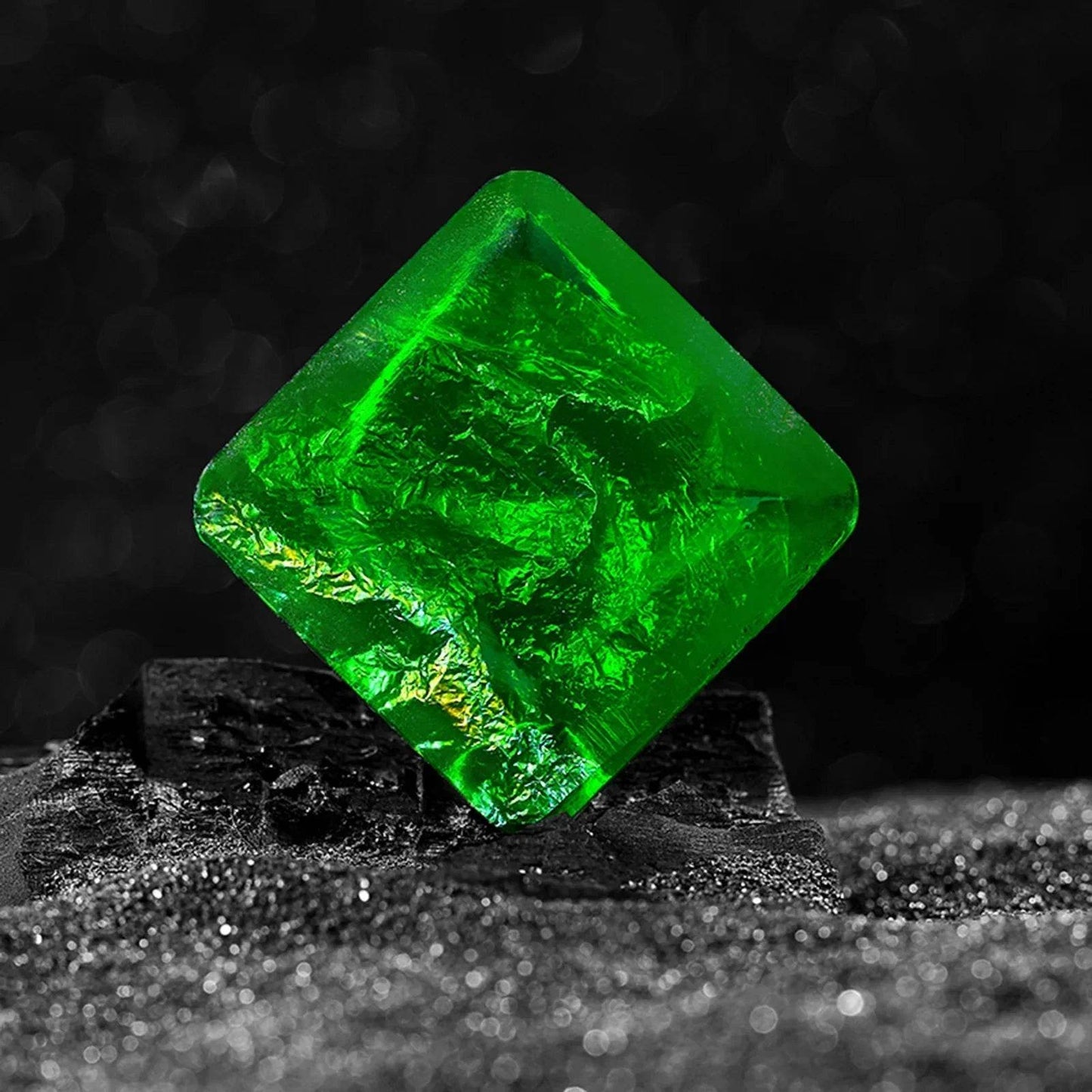 Premium Kinetic Fidget Desktop Spinner With Smooth Rotation For Children And Adults - ToylandEU