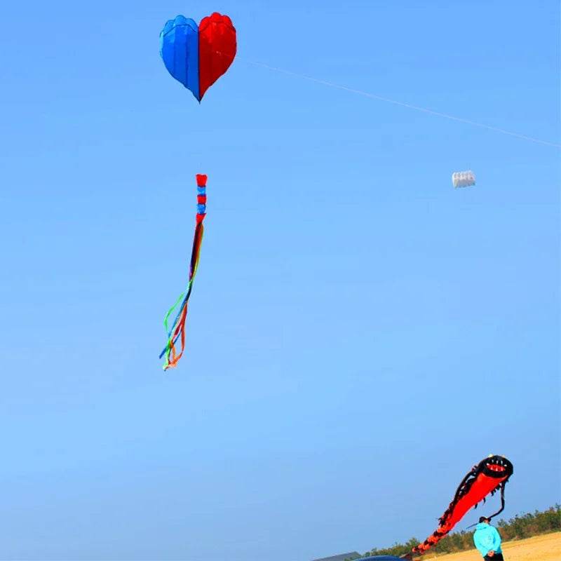 Premium Kite Heart Shaped 3D 5.5M With Long Tail Beach Fun - ToylandEU