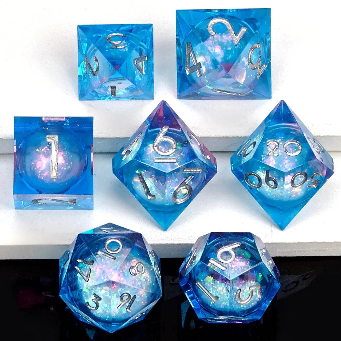 Premium Liquid Resin Dice Set with Sharp Edges for Dungeons and Dragons Role-Playing Games Unique Gift Idea for RPG Enthusiasts - ToylandEU