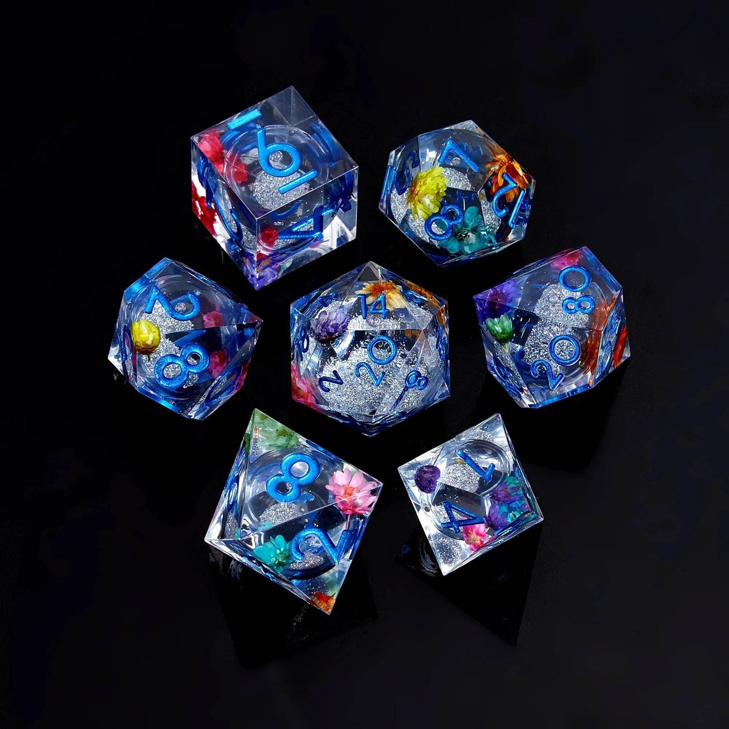 Premium Liquid Resin Dice Set with Sharp Edges for Dungeons and Dragons Role-Playing Games Unique Gift Idea for RPG Enthusiasts - ToylandEU