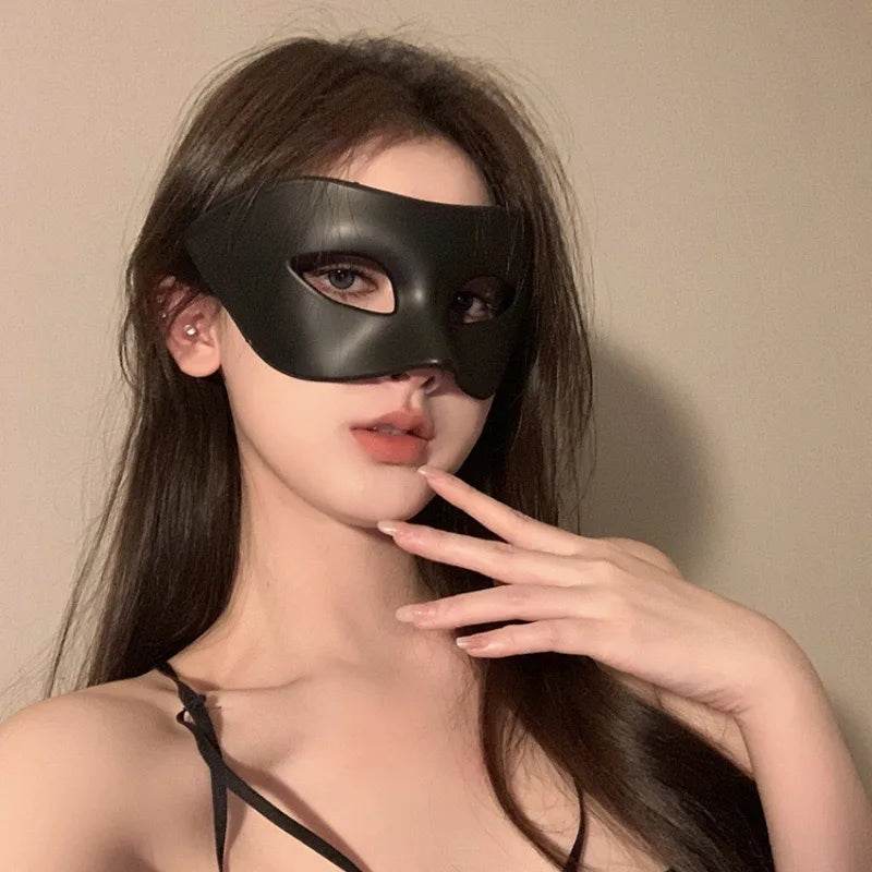 Premium Masquerade Eye Mask Venetian Style For Adults - ToylandEU