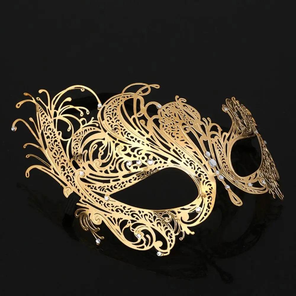 Premium Masquerade Mask Metal Skull Rhinestones For Adults - ToylandEU