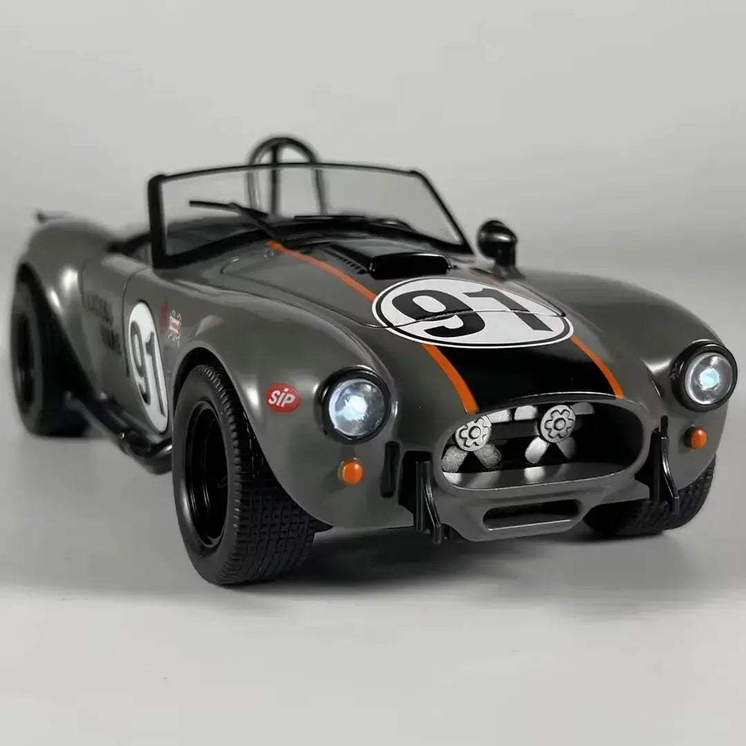 Premium Metal Diecast 1:22 Ford Shelby Cobra Desktop Display - ToylandEU