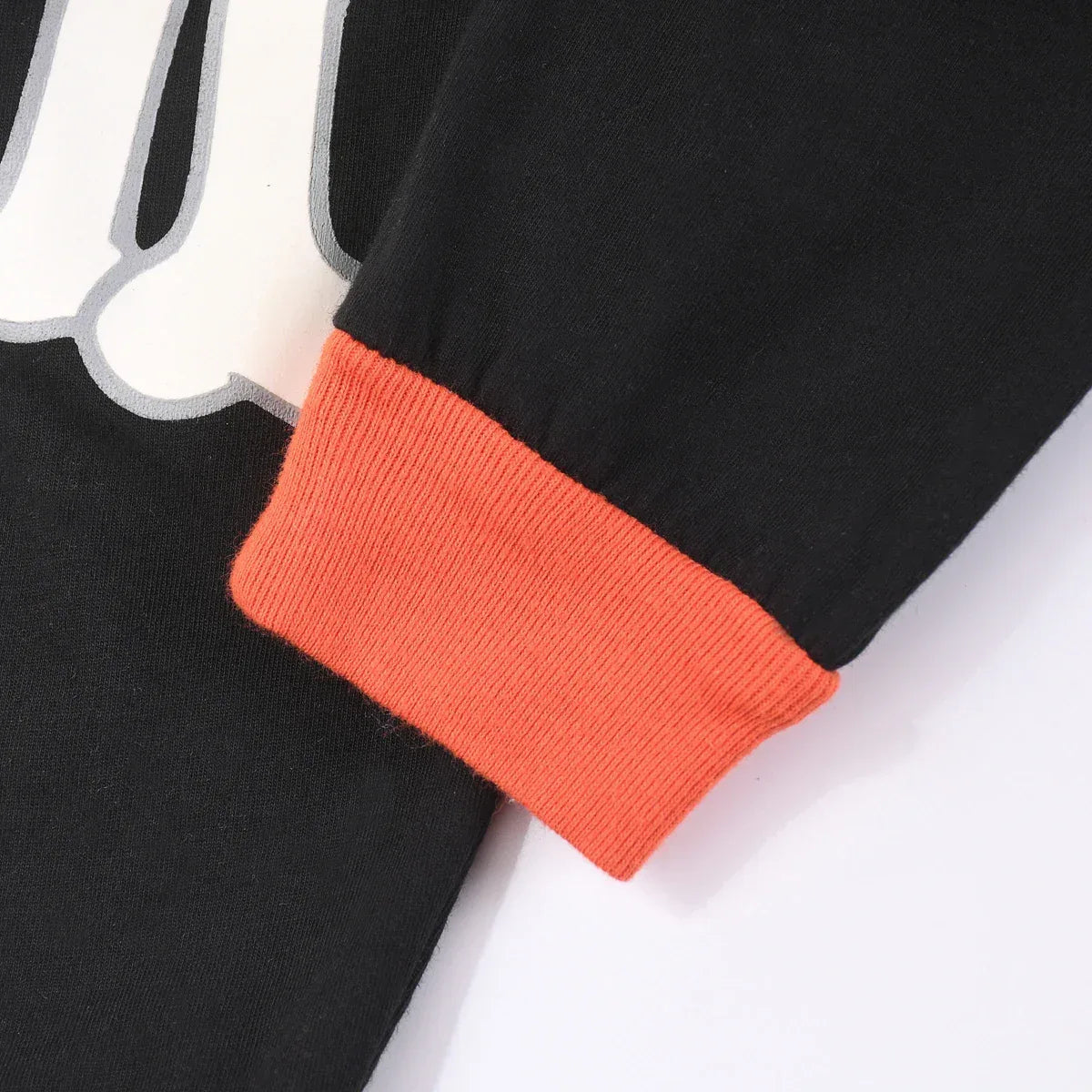 Premium Pajama Set Halloween Themed Glow In The Dark For Boys Aged 2 To 9 - ToylandEU